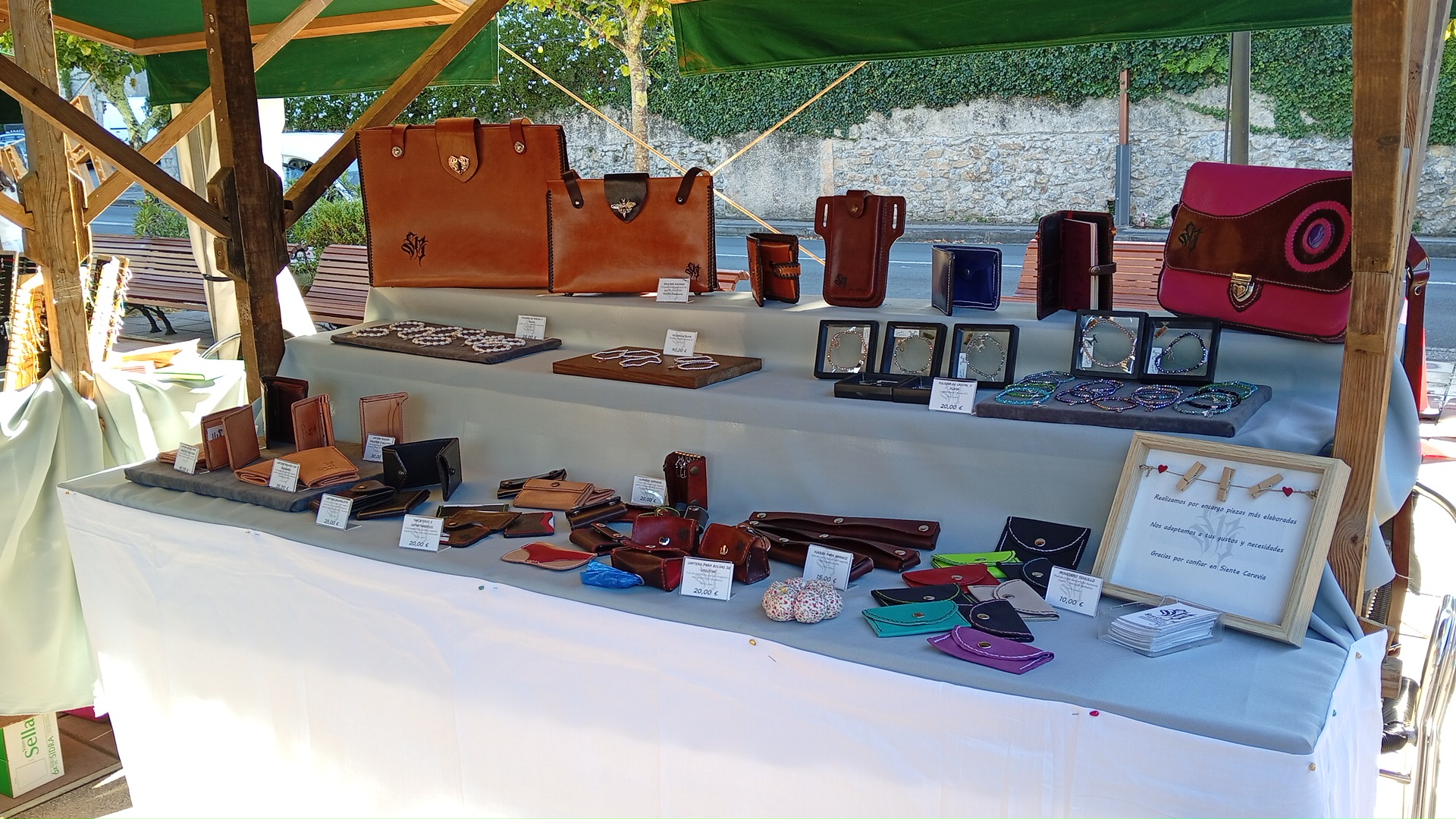 Imagen 1 de 2: Mercado de artesanía de Nuestra Señora de Consolación